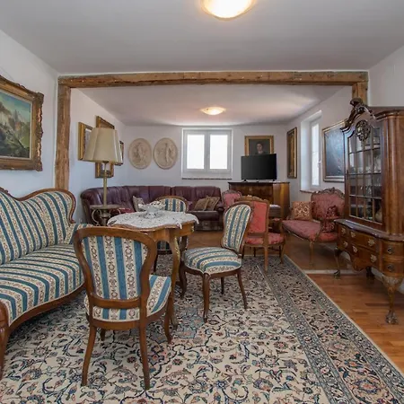 Historic Old Town With The View In Town 公寓 *