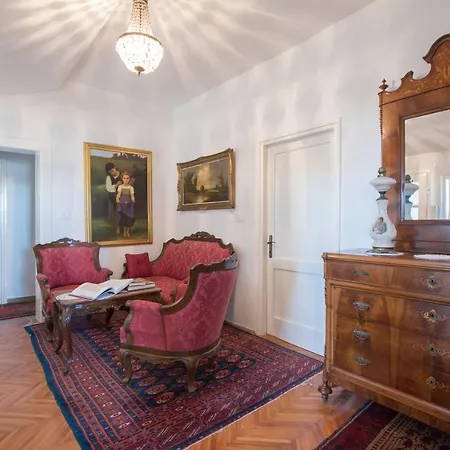 公寓 Historic Old Town With The View In Town *